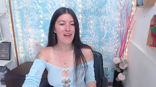 Snapshot of HannaOwen_ chatting on March 2026 02:03:02 PM HannaOwen online show from March 2026 02:03:02 PM