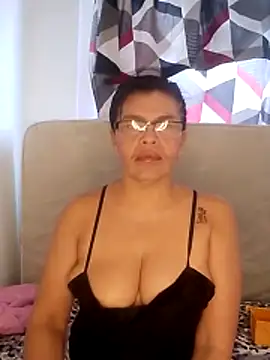 jennifer 0717 online show from April 2026 11:39:01 AM