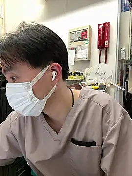 Snapshot of shizuku-kun211 chatting on February 2026 08:08:02 PM shizuku-kun211 online show from February 2026 08:08:02 PM