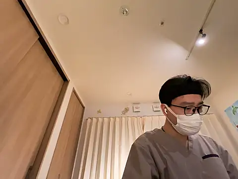 shizuku-kun211 online show from March 2026 12:20:02 PM