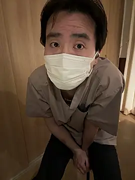 shizuku-kun211 online show from April 2026 04:30:02 PM