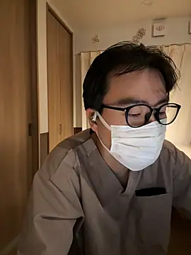 shizuku-kun211 online show from June 2026 05:12:02 PM