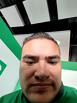 Snapshot of Kenny-M chatting on February 2026 02:46:02 PM Kenny-M online show from February 2026 02:46:02 PM