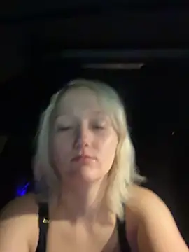 Snapshot of Marilynxo chatting on February 2026 03:42:02 AM Marilynxo online show from February 2026 03:42:02 AM