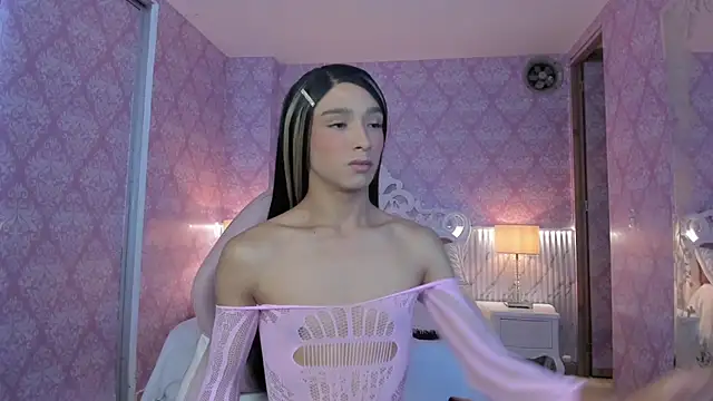  AdharaSkinny online show from February 2026 09:04:01 PM