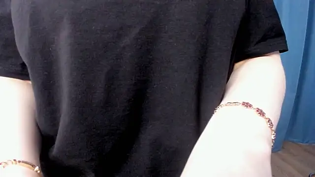 MariamGravert online show from February 2026 07:53:01 AM