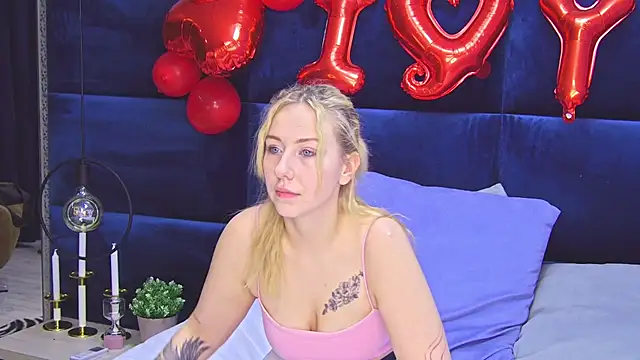 LovelyMiley online show from February 2026 12:37:01 PM