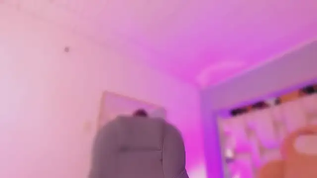 AishaKassandra online show from April 2026 11:36:01 AM