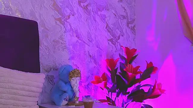 EllinaNuria online show from April 2026 04:08:02 AM