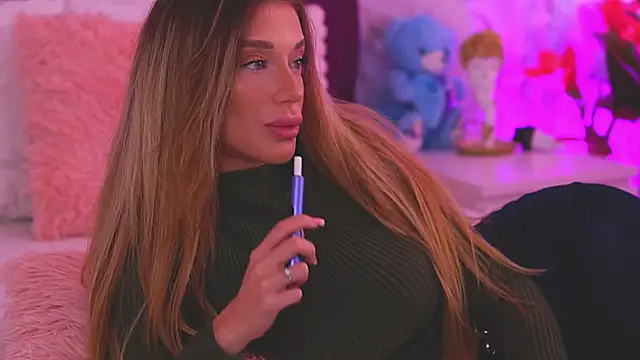 EllinaNuria online show from April 2026 05:08:02 AM