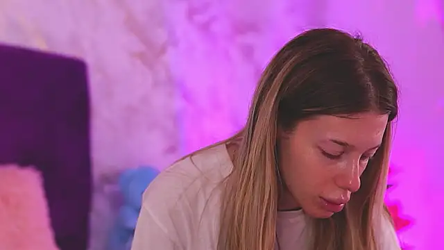 EllinaNuria online show from February 2026 04:03:01 AM