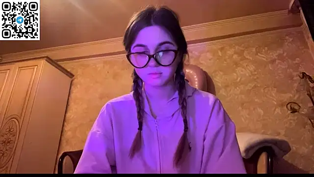 LovelySilk 63 online show from April 2026 06:44:02 PM