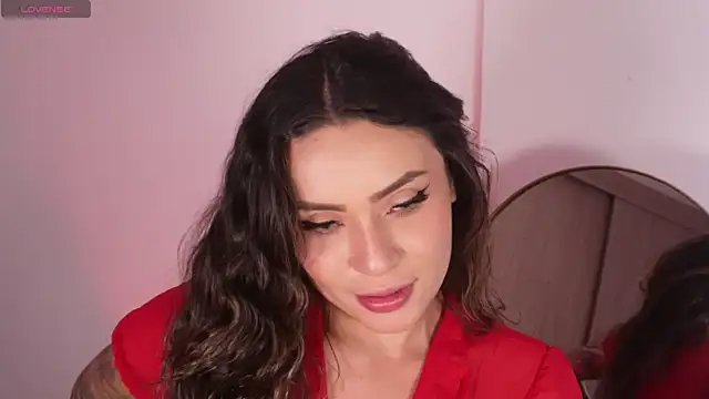 lara bombshell  online show from April 2026 09:40:02 PM