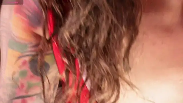 lara bombshell  online show from April 2026 12:02:02 AM