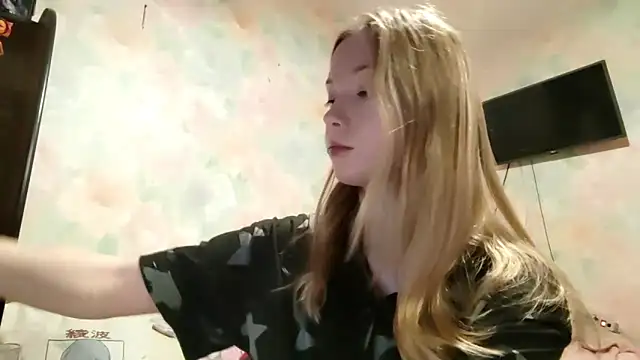 TiaBIanks online show from February 2026 01:05:02 AM