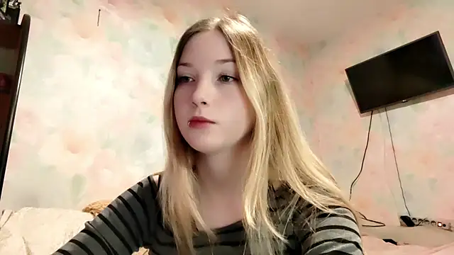 TiaBIanks online show from April 2026 06:58:02 AM