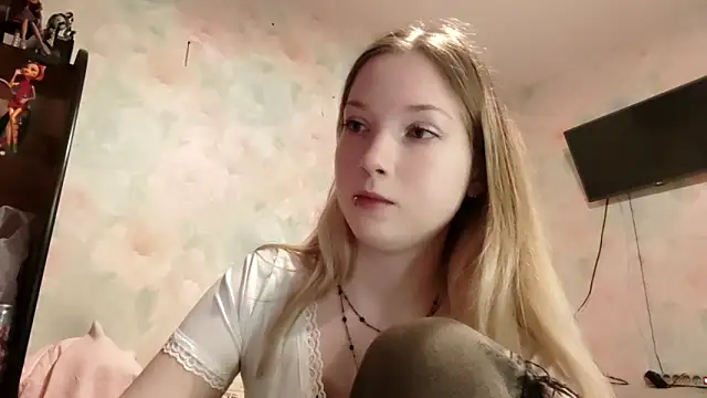 TiaBIanks online show from April 2026 11:28:02 AM