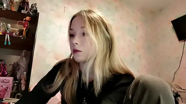 TiaBIanks online show from April 2026 12:33:01 PM