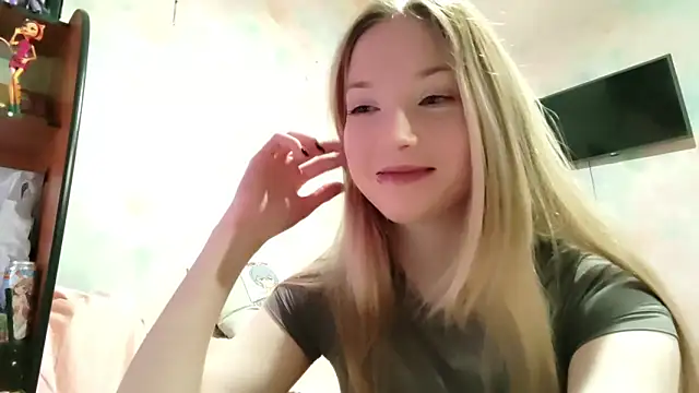 TiaBIanks online show from March 2026 08:10:02 AM