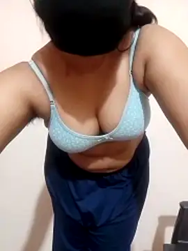 Wow nikita online show from April 2026 06:03:02 PM