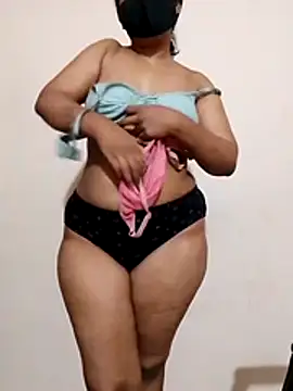 Wow nikita online show from April 2026 06:57:01 PM