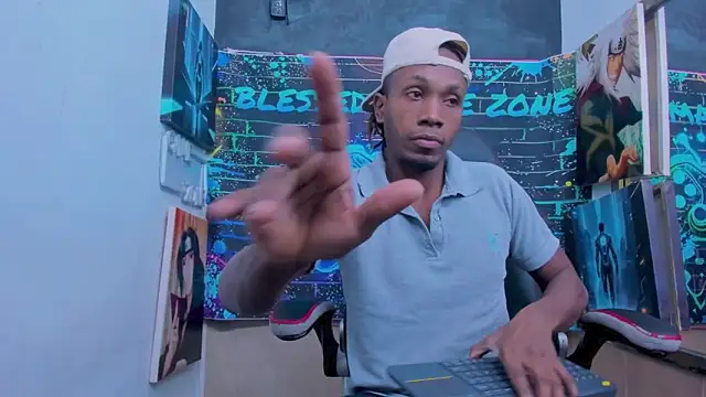 Jeanpieroo26 online show from February 2026 07:35:02 PM