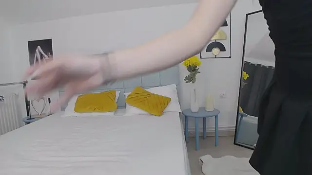 Snapshot of AmalliaJade chatting on February 2026 05:45:01 PM AmalliaJade online show from February 2026 05:45:01 PM