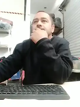 OMARMEX1 online show from April 2026 02:21:02 PM