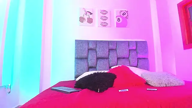 Madison Rosee online show from March 2026 11:26:02 AM