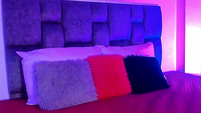 Madison Rosee online show from February 2026 11:33:02 AM