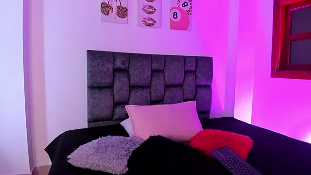 Madison Rosee online show from March 2026 06:23:02 PM