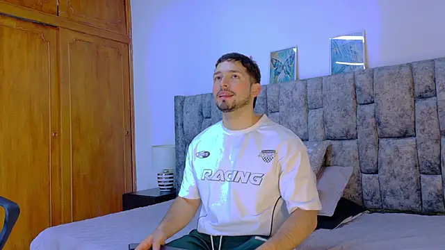 NICK MOSS  online show from March 2026 01:07:01 PM