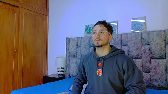 NICK MOSS  online show from March 2026 10:52:02 AM