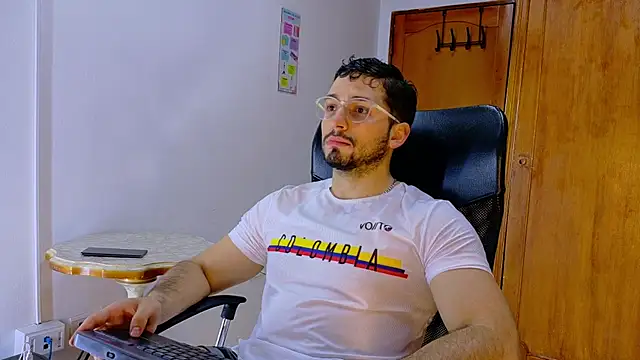 NICK MOSS  online show from April 2026 04:14:01 AM