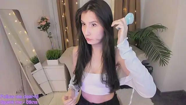 Snapshot of avrora_shy_ chatting on February 2026 11:54:02 AM avrora shy online show from February 2026 11:54:02 AM