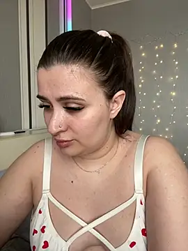 lipsi vikki online show from February 2026 08:36:02 AM