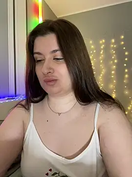 lipsi vikki online show from February 2026 04:45:01 AM