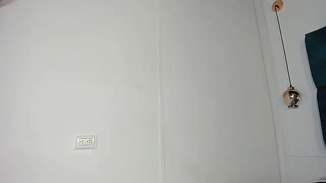 venezolana  caro online show from March 2026 12:13:02 PM