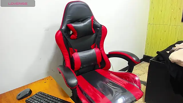 peachy hot online show from April 2026 04:41:02 AM