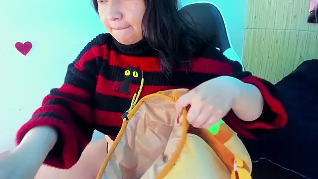 peachy hot online show from March 2026 01:07:02 AM