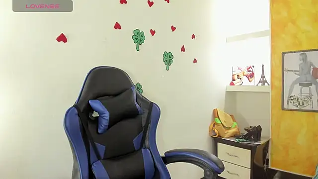 peachy hot online show from March 2026 05:06:02 AM