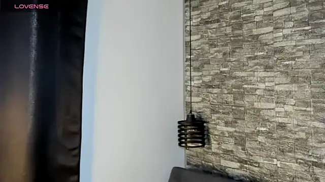 ASHLEY COLLINS1 online show from February 2026 01:00:02 PM