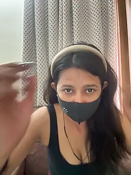 Snapshot of raavigirl chatting on July 2026 12:05:02 PM raavigirl online show from July 2026 12:05:02 PM