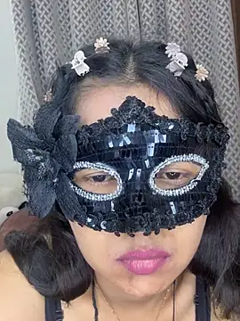 raavigirl online show from May 2026 05:57:02 PM