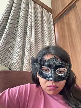 raavigirl online show from May 2026 06:23:03 AM