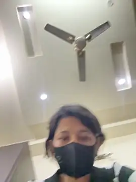 raavigirl online show from February 2026 06:19:01 PM