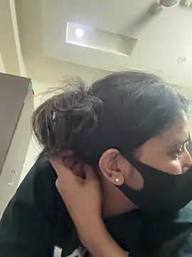 raavigirl online show from March 2026 06:13:02 PM