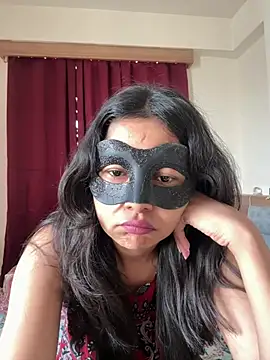 raavigirl online show from April 2026 05:43:02 AM