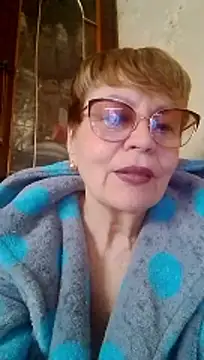 Snapshot of SophieBurns chatting on April 2026 10:29:01 AM SophieBurns online show from April 2026 10:29:01 AM