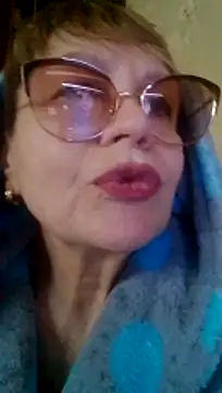 SophieBurns online show from April 2026 10:05:02 AM